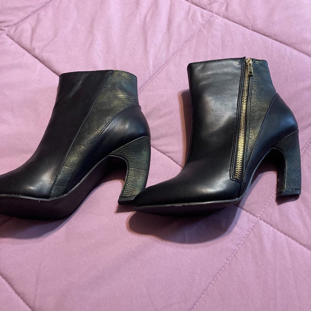 High heel boots